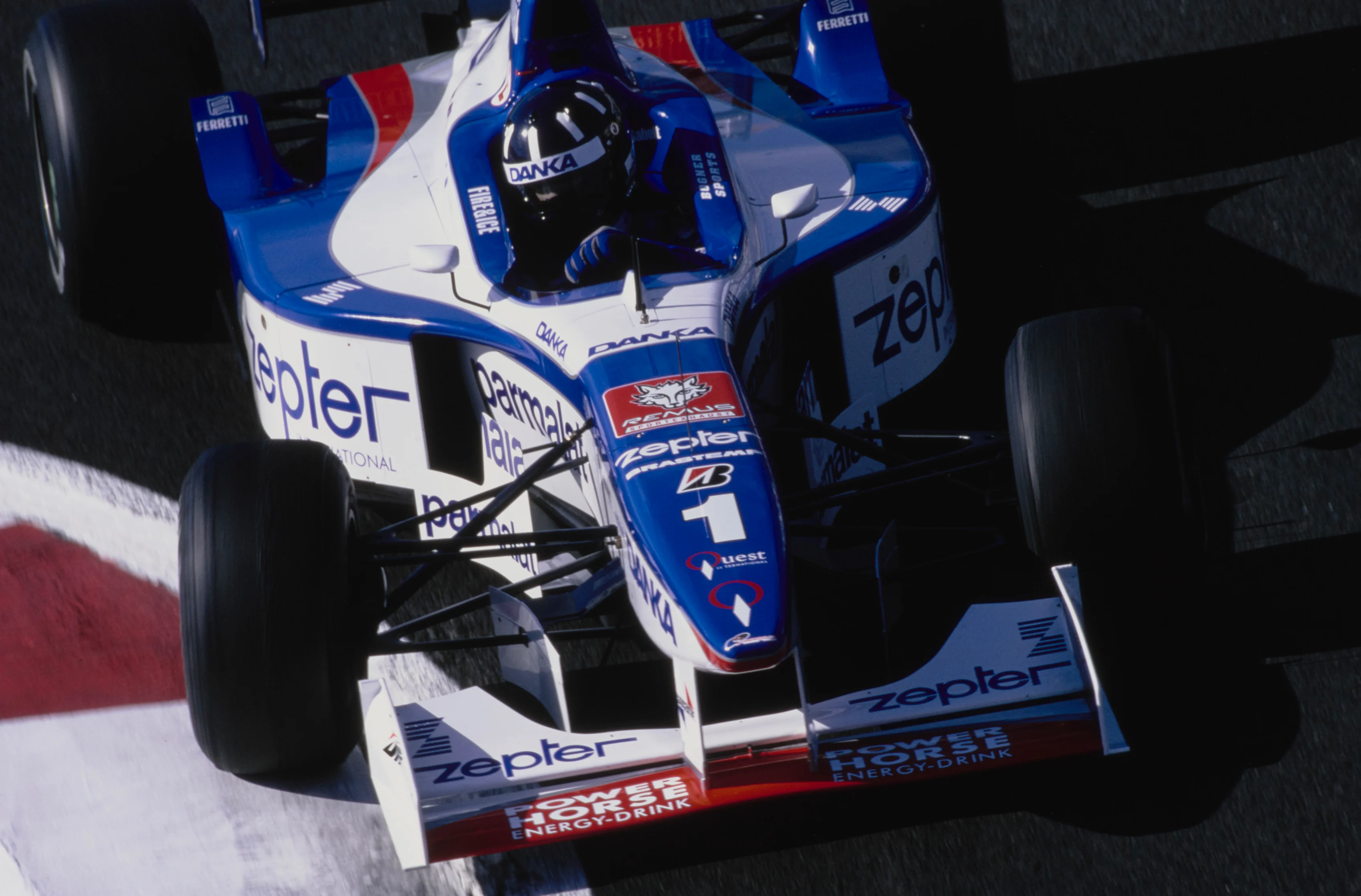 Damon Hill of Great Britain drives the #1 Danka Arrows Yamaha Arrows A18 Yamaha V10 during